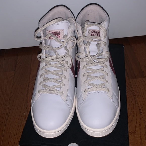 - Converse HI Top sneakers - Picture 4 of 8